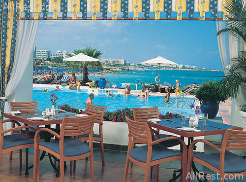 Louis Nausicaa Beach Hotel 9